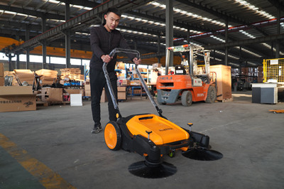 榮事達(dá)手推式掃地機(jī) 榮事達(dá)手推式掃地機(jī).jpg