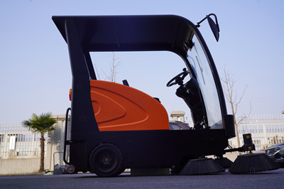 榮事達掃地機 榮事達掃地機.jpg